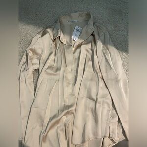 NWT Abercrombie satin button down shirt